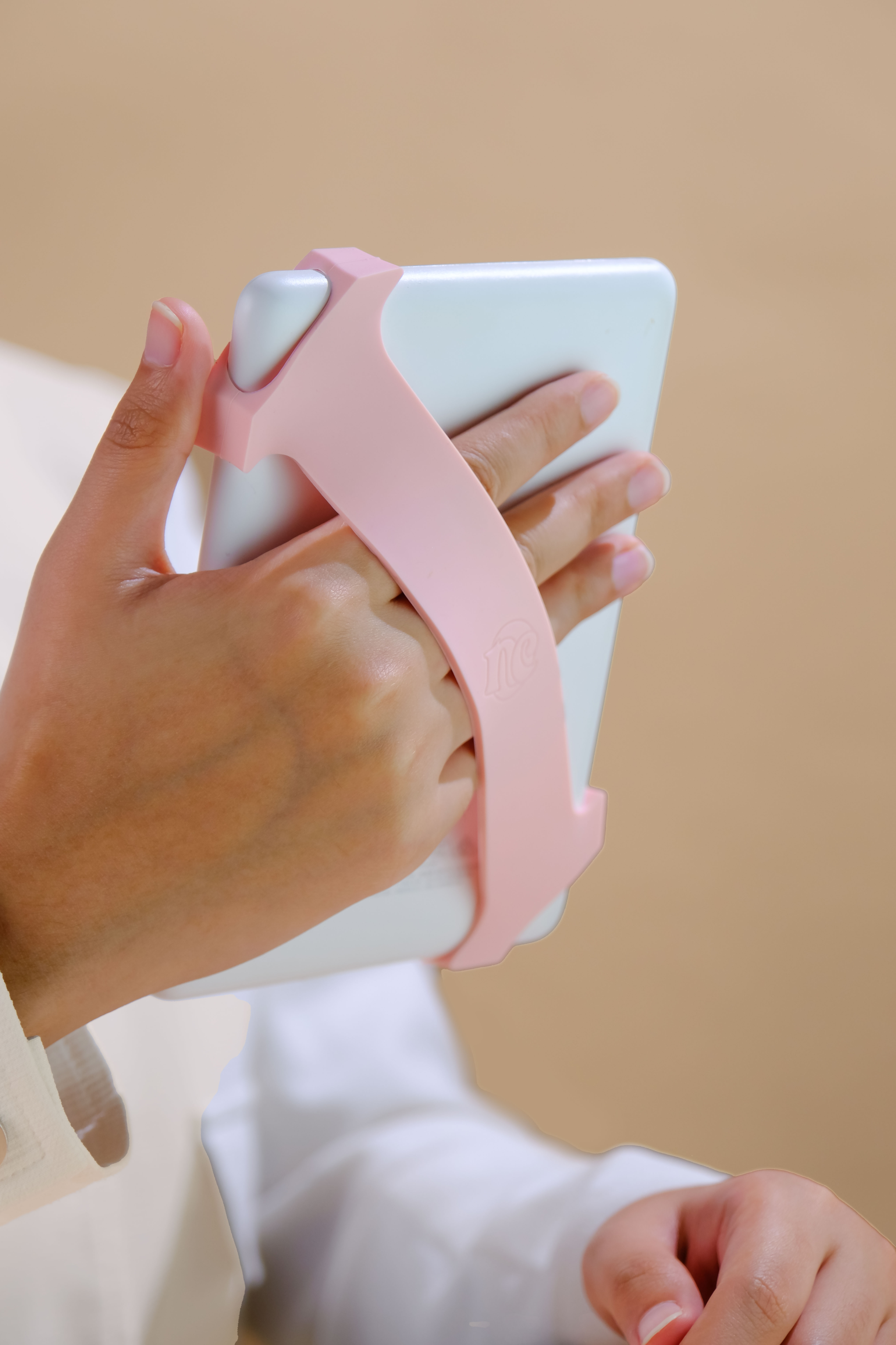 Blush Everstraps product view
